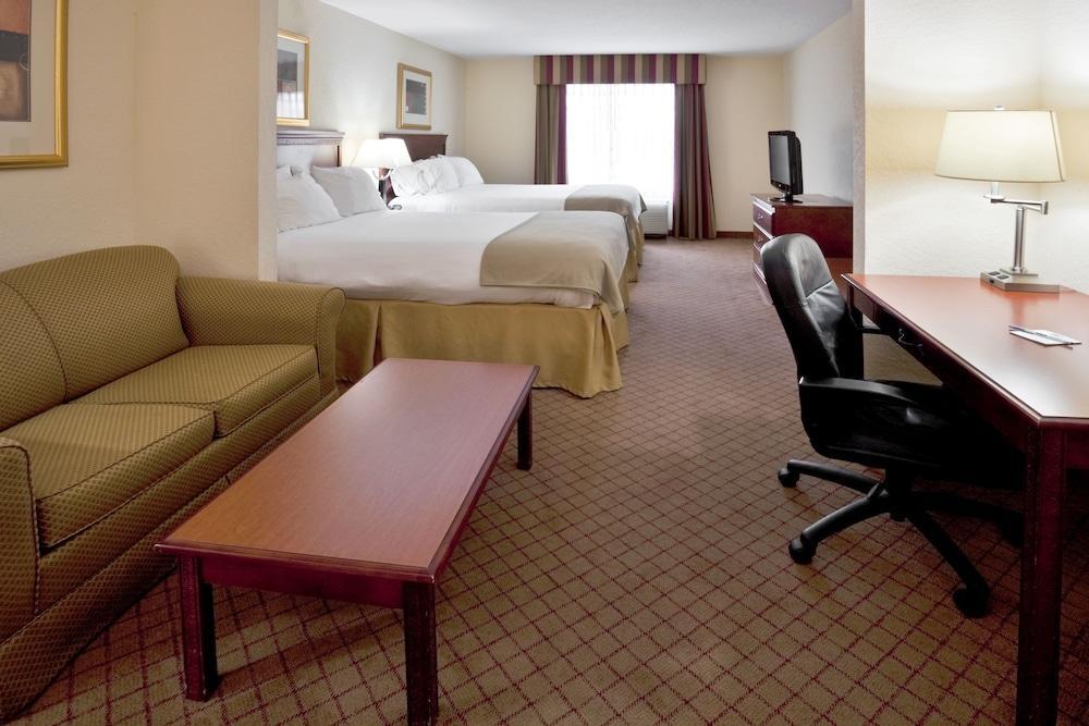 Holiday Inn Express St. Petersburg North / I-275 By Ihg Exterior foto