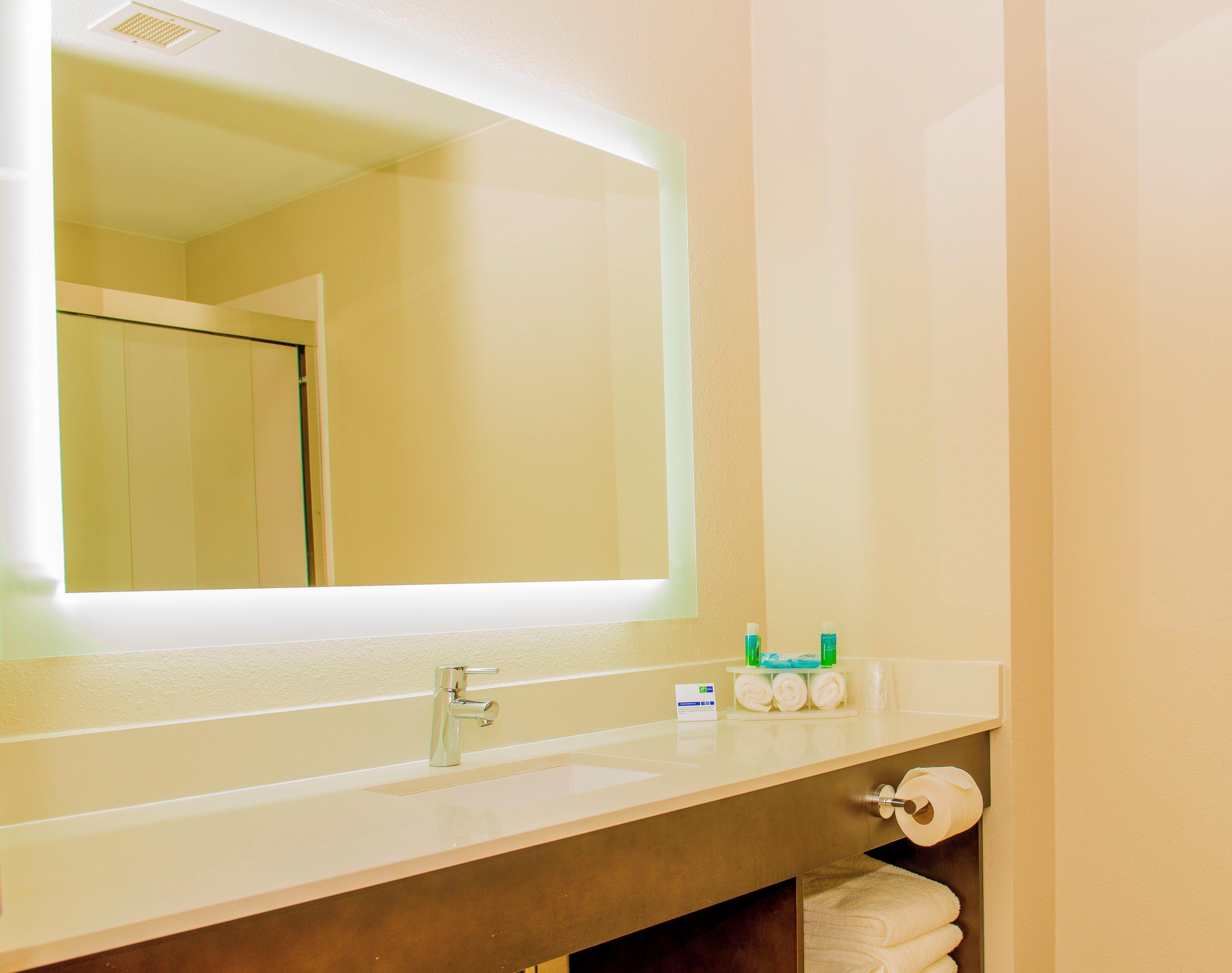 Holiday Inn Express St. Petersburg North / I-275 By Ihg Exterior foto
