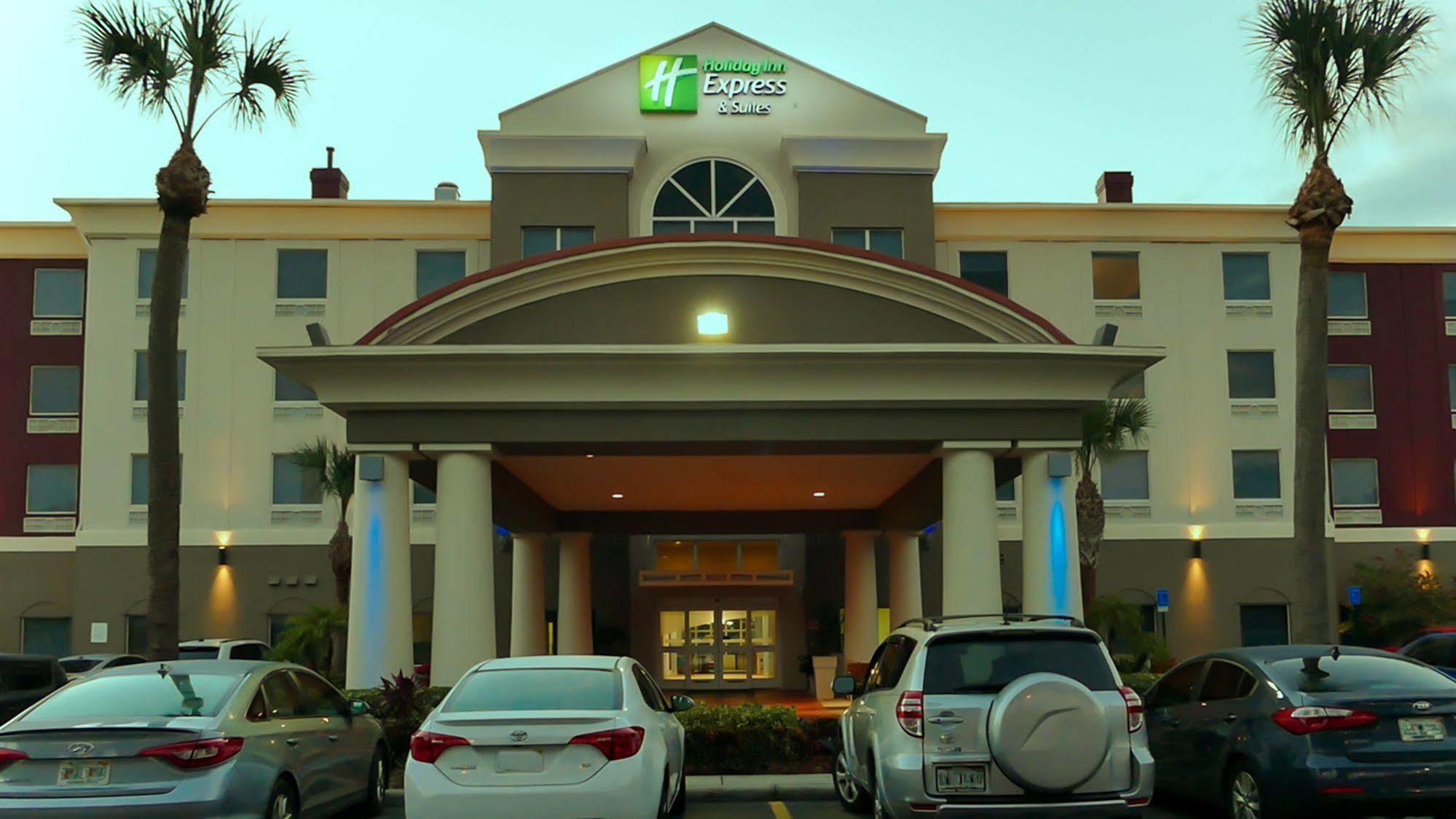 Holiday Inn Express St. Petersburg North / I-275 By Ihg Exterior foto